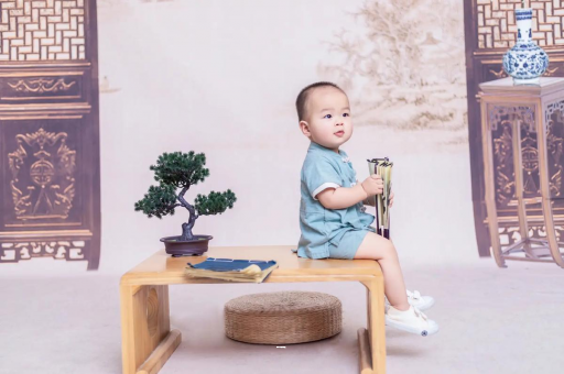 鄂尔多斯孕妇八个月肚子胀